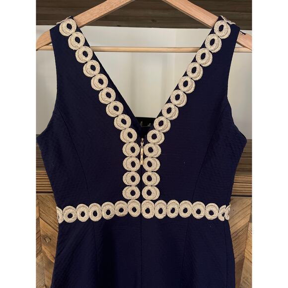 Lilly Pulitzer Esme Dress in Navy with Gold Metallic Trim Size 2 - Picture 5 of 9